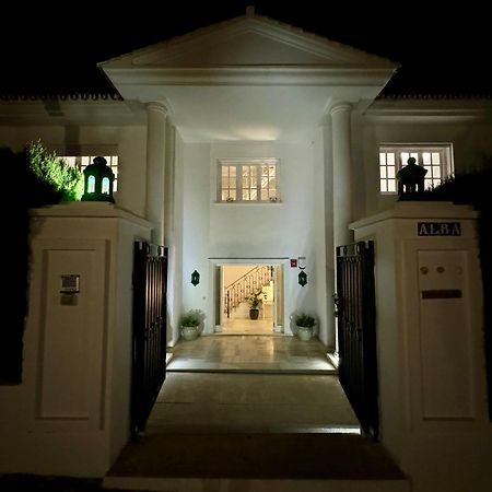 Aurora Boutique House - Only Adults Bed & Breakfast Marbella Ngoại thất bức ảnh