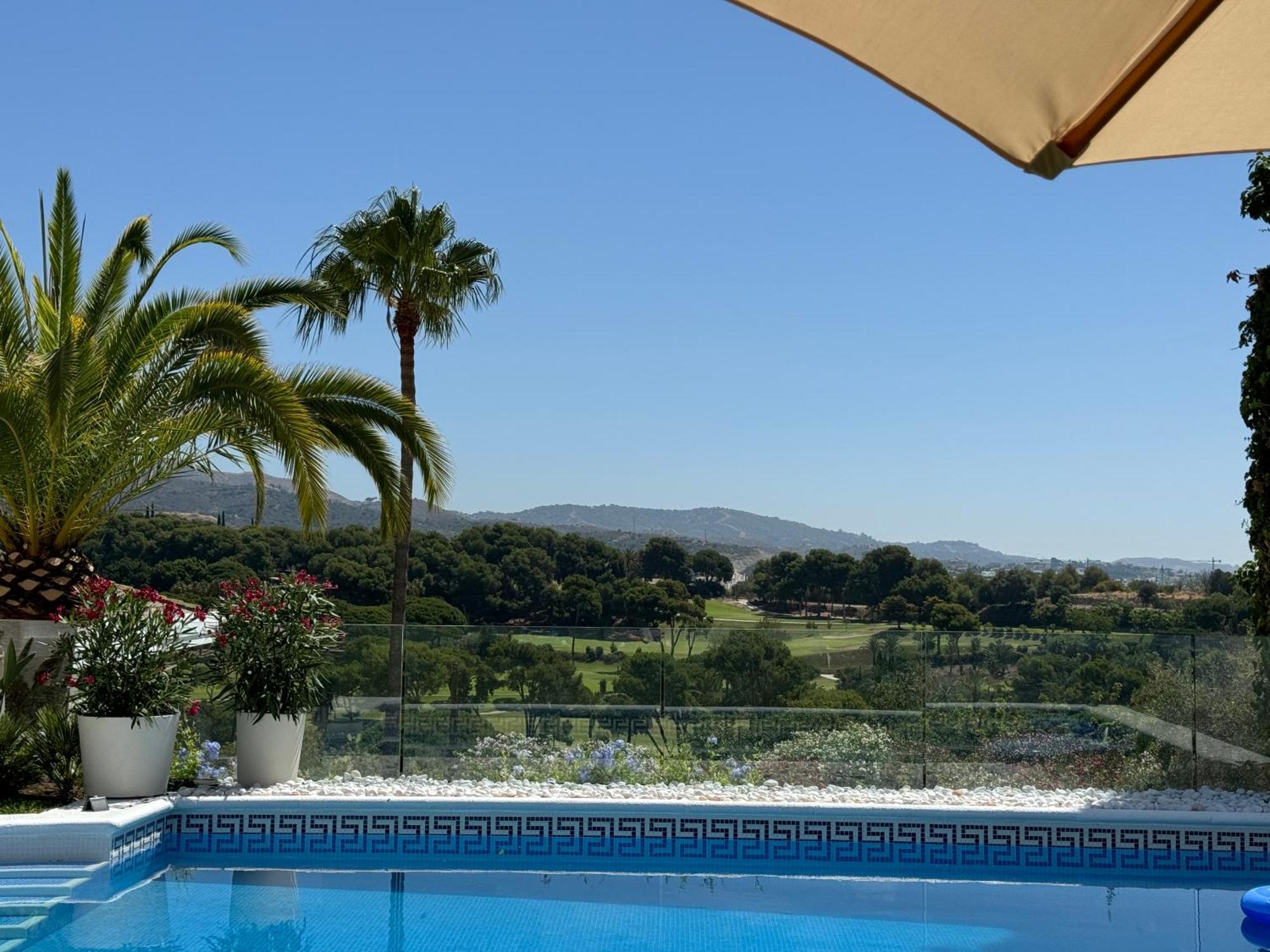 Aurora Boutique House - Only Adults Bed & Breakfast Marbella Ngoại thất bức ảnh
