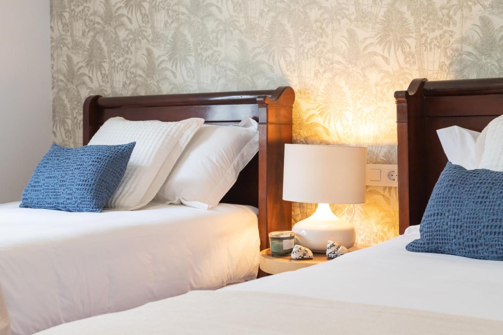 Aurora Boutique House - Only Adults Bed & Breakfast Marbella Ngoại thất bức ảnh