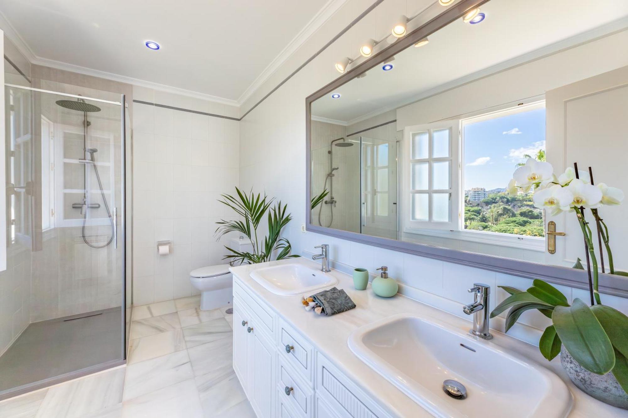 Aurora Boutique House - Only Adults Bed & Breakfast Marbella Ngoại thất bức ảnh