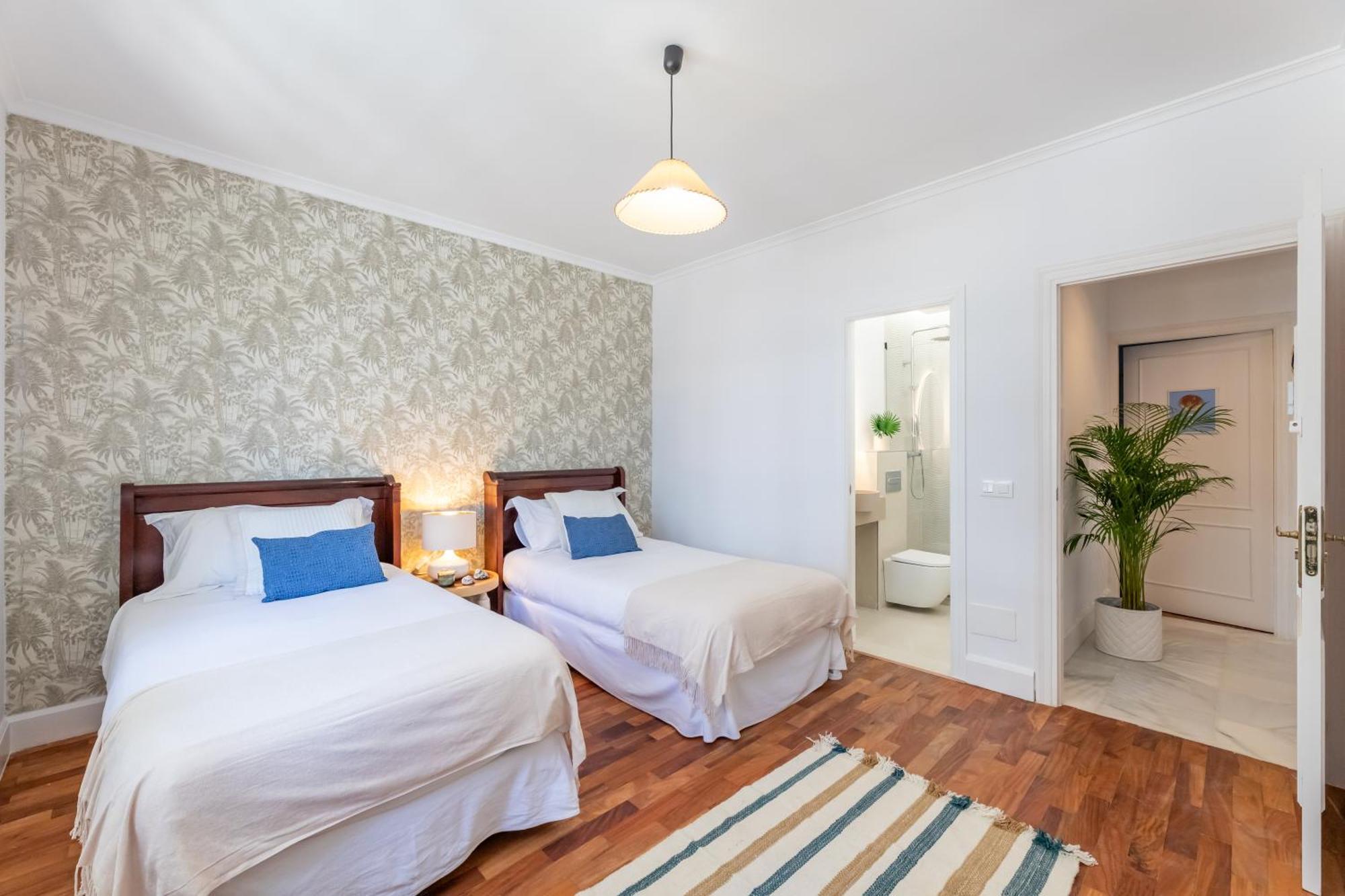 Aurora Boutique House - Only Adults Bed & Breakfast Marbella Ngoại thất bức ảnh