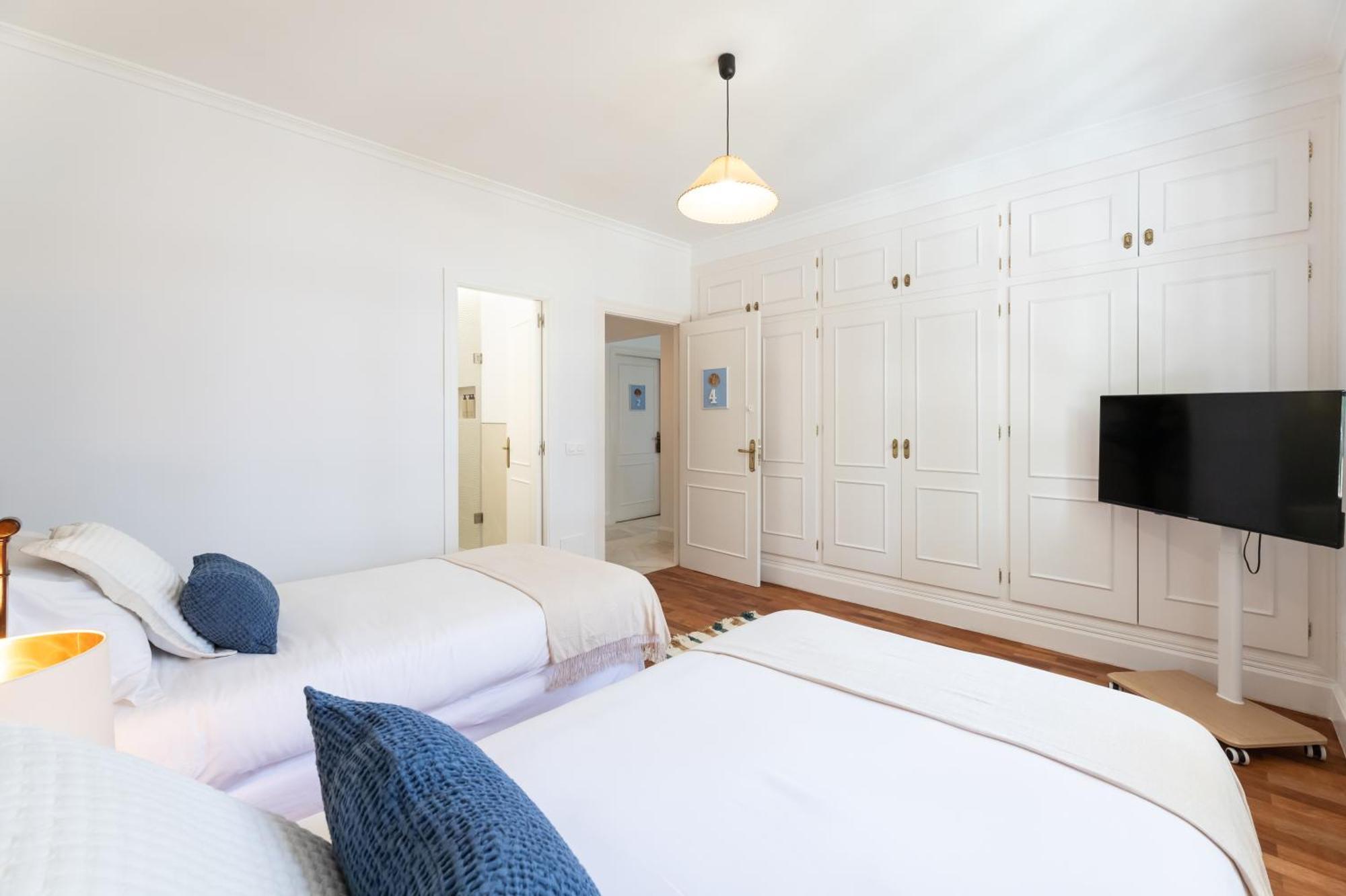 Aurora Boutique House - Only Adults Bed & Breakfast Marbella Ngoại thất bức ảnh
